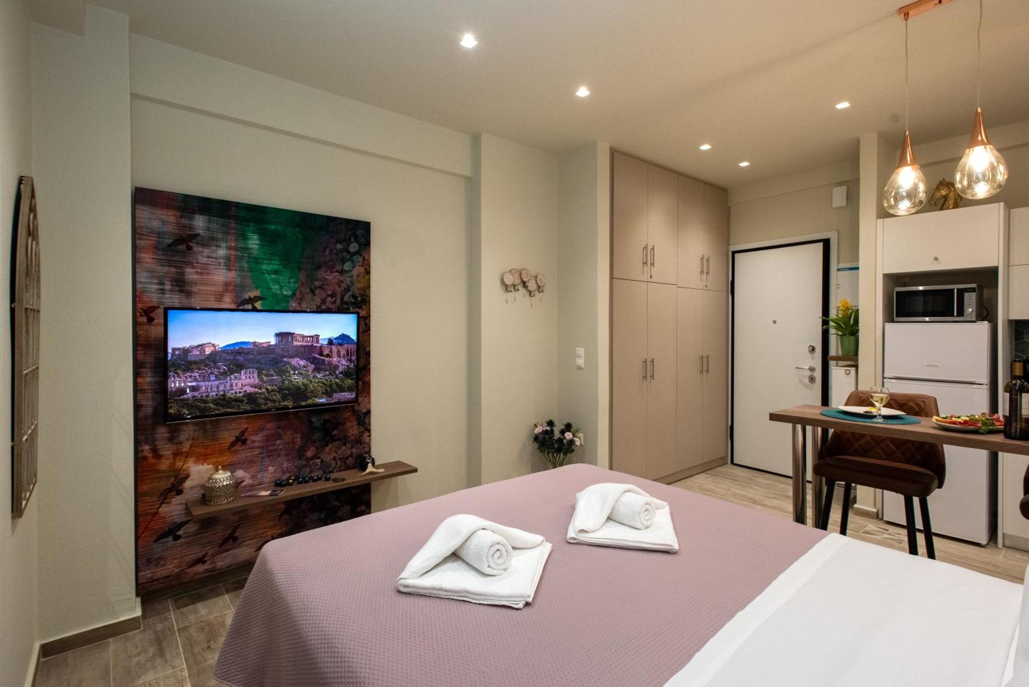 Blue Ark Romantic Studio Under Acropolis Athens Exterior photo